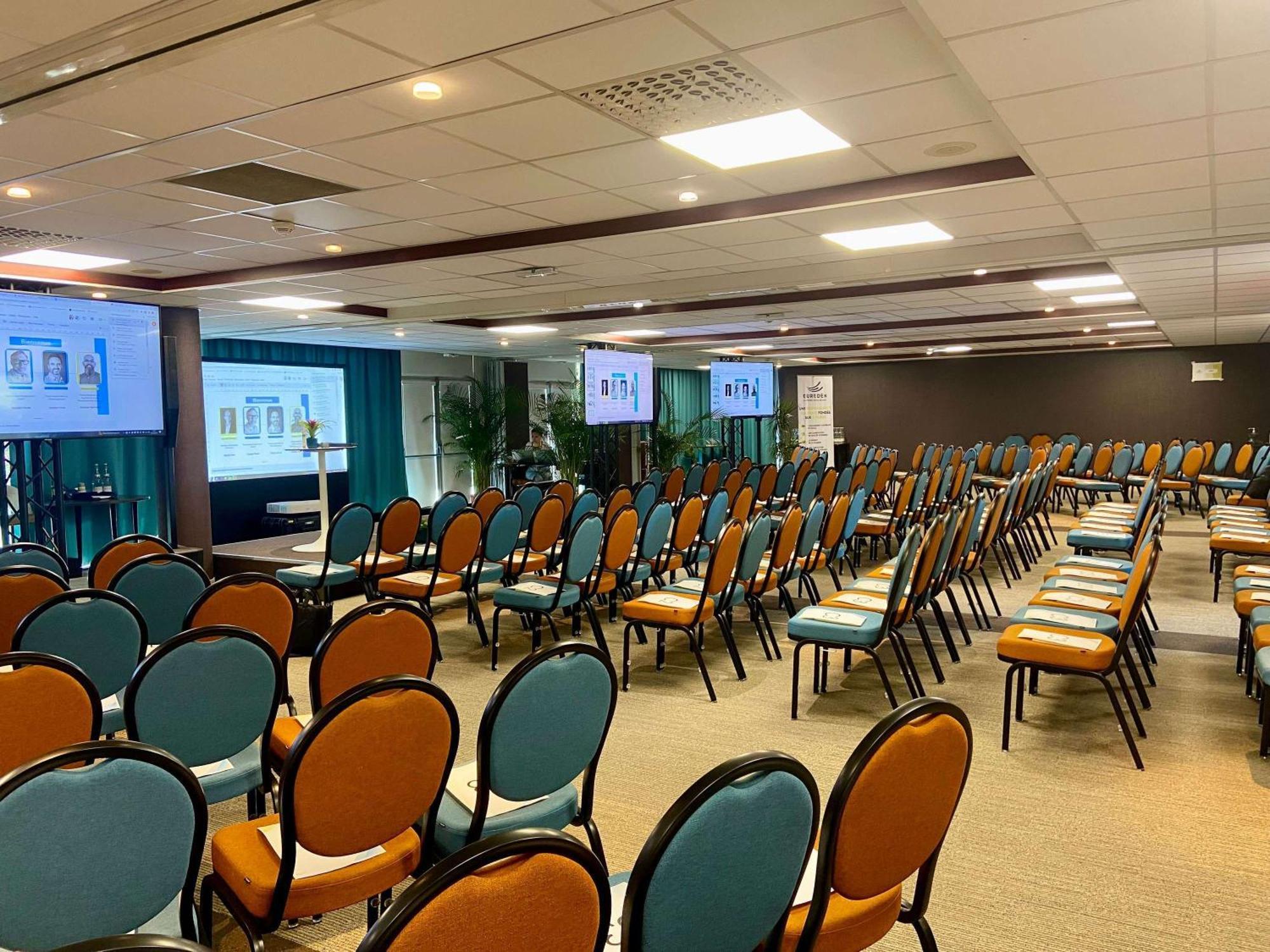 Mercure Vannes Le Port المظهر الخارجي الصورة