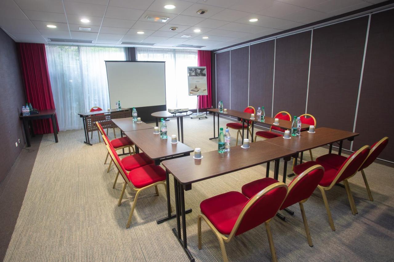 Mercure Vannes Le Port المظهر الخارجي الصورة